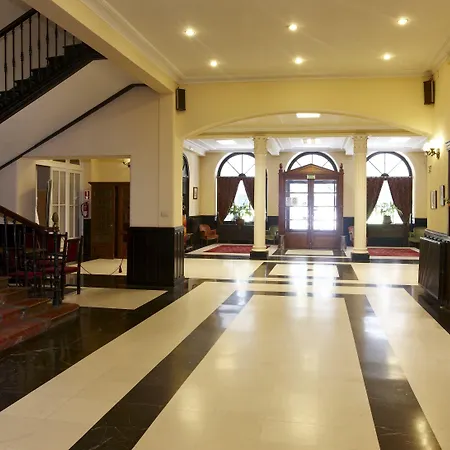 Hotel Balneario De Cestona 3*