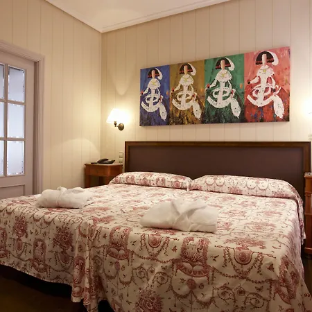 Hotel Balneario De Cestona 3*