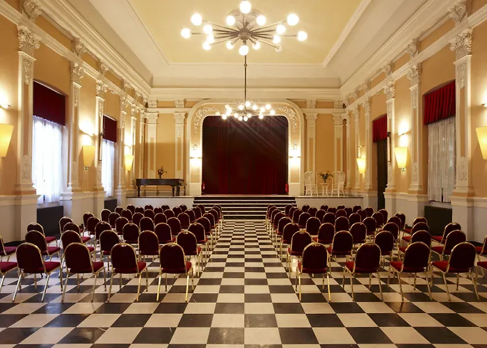 Balneario De Cestona Hotel Zestoa